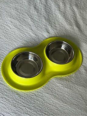 Mod -Double Stainless Steel Pet Bowls in Lime Yellow Stand